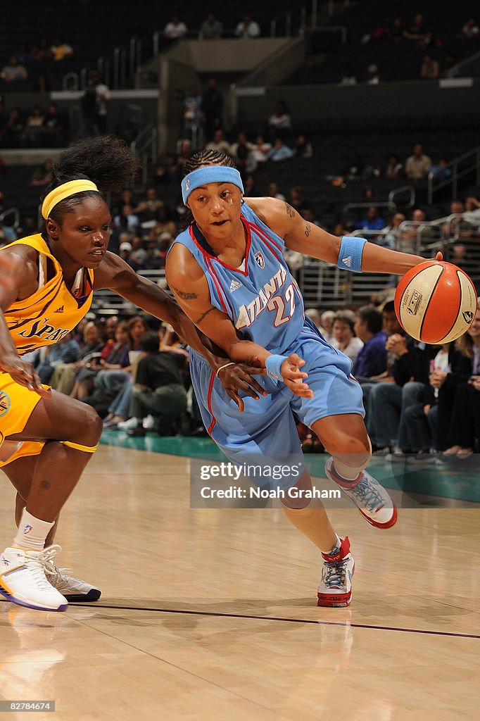 Atlanta Dream v Los Angeles Sparks