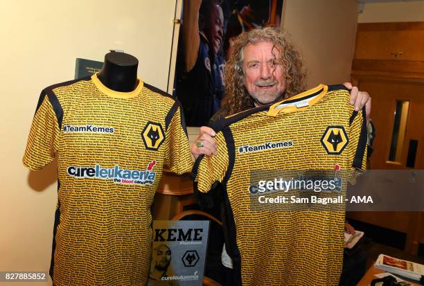 Wolverhampton Wanderers fan and Led Zeppelin singer, Robert Plant with a Charity shirt for Carl Ikeme of Wolverhampton Wanderers prior to the Sky Bet...
