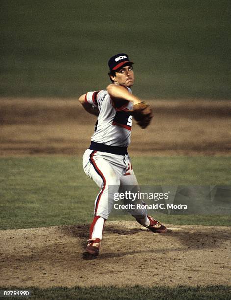 Floyd Bannister of the Chicago White Sox pitches during a game against the Milwaukee Brewers on July 22, 1983 in Milwaukee, Wisconsin.