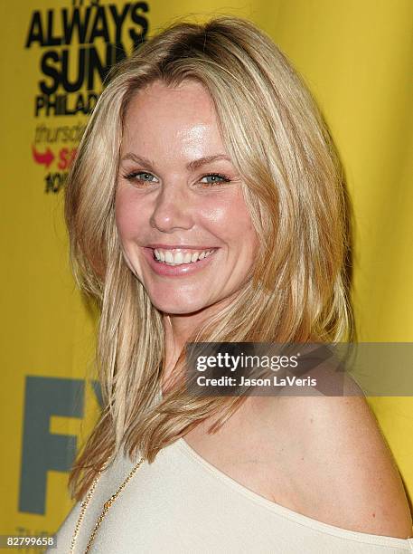 Actress Andrea Roth attends the "It's Always Sunny in Philadelphia" DVD release and premiere party at STK on September 10, 2008 in West Hollywood,...