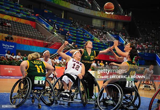 Jennifer Ruddell Stephanie Wheeler Fotografías e imágenes de stock - Getty Images