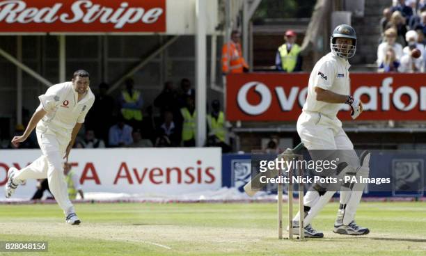 England's Steve Harmison takes the last wicket of Australia's Michael Kasprowicz caught behind by wicketkeeper Geraint Jones during the fourth day.