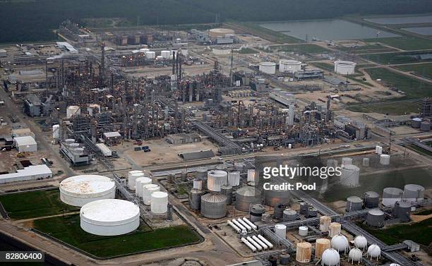 Petrochemical facility is shown after Hurricane Ike made landfall September 13, 2008 in Deer Park, Texas. Ike caused extensive damage along the Texas...