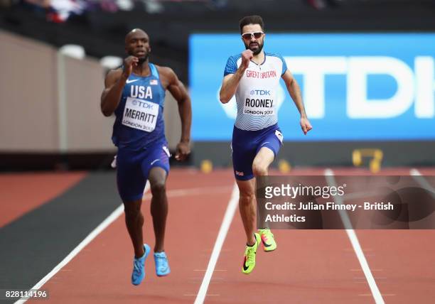 Martyn Rooney of Great Britain and LaShawn Merritt of the United States in the Men's 400 metres during day two of the 16th IAAF World Athletics...