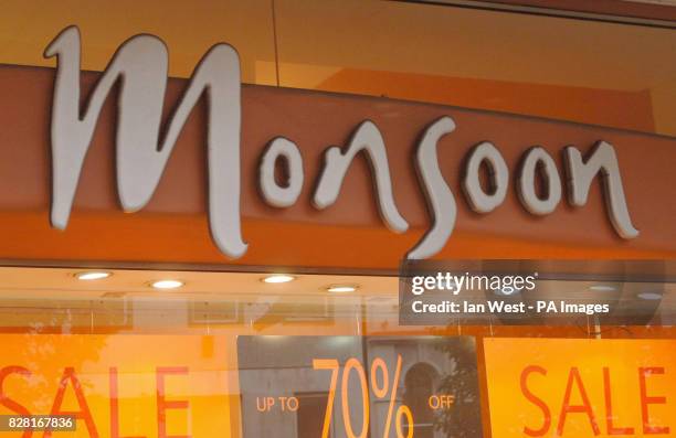 File picture of The Monsoon store on Oxford Street. Dated 5 th August 2005.The Clothing retailer Monsoon today Friday 30th September 2005 said it was...