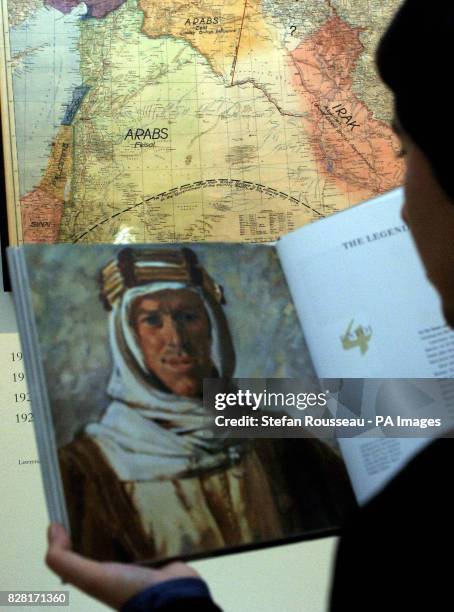 Visitor to the Imperial War Museum in London, 12th October 2005 views a major new exhibition entitled 'Lawrence of Arabia: The Life, The Legend',...