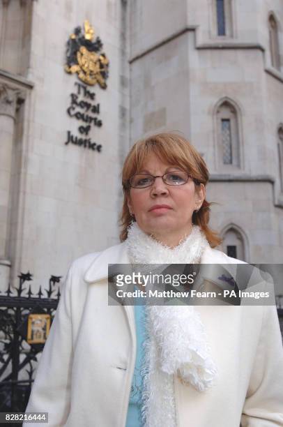Sue Axon, of Baguley, Manchester arrives at the High Court in London, Tuesday 8th November, 2005. Mrs Bagueley is challenging guidelines which allow...