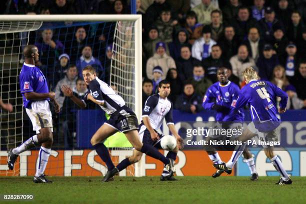 Leicester City's Stephen Hughes scores the equaliser against Tottenham Hotspur during the FA Cup Third Round match at the Walkers Stadium, Leicester,...