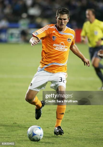 Bobby Boswell of the Houston Dynamo controls the ball during the MLS game against the San Jose Earthquakes at Buck Shaw Stadium on September 13, 2008...