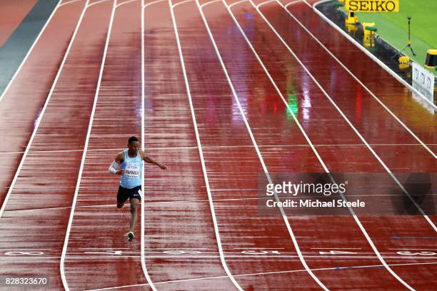 Isaac Makwala of Botswana competes in the Men's 200 metres qualification during day six of the 16th IAAF World Athletics Championships London 2017 at...