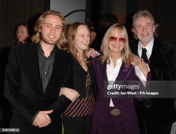 Leigh Lawson & Twiggy arrive at the party following the UK film premiere of 'Casanova', at Luciano, central London, Monday 13 February 2006. PRESS...