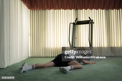 Man collapsed on treadmill Man collapsed on treadmill