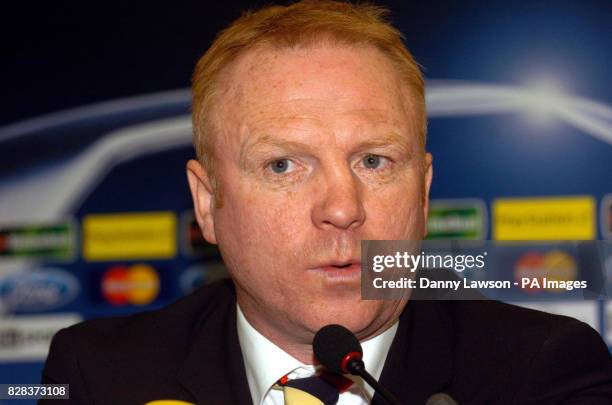 Rangers' manager Alex McLeish speaks during a press conference at La Calderona Hotel, Valencia, Spain, Monday March 6, 2006. Rangers play Villarreal...