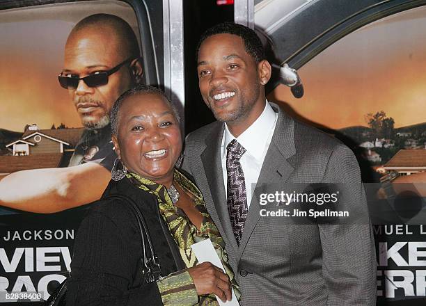 Actor Will Smith and his mom Carolyn Smith attend the premiere of "Lakeview Terrace" at the AMC Lincoln Square Theater on September 15, 2008 in New...