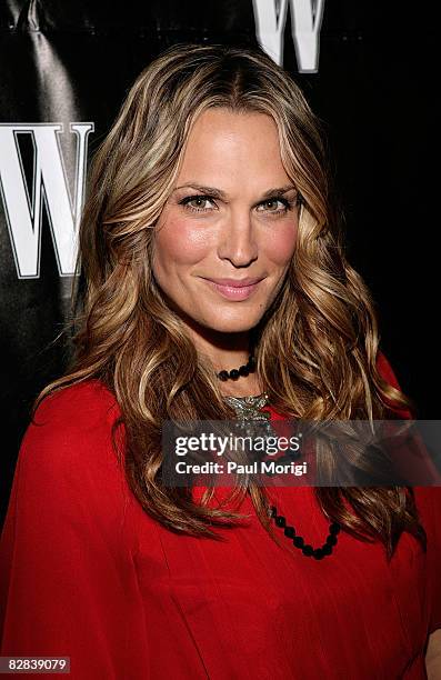 Molly Sims poses for a photo at the W Magazine's New York Affair Party at Hudson Terrace on September 8, 2008 in New York City