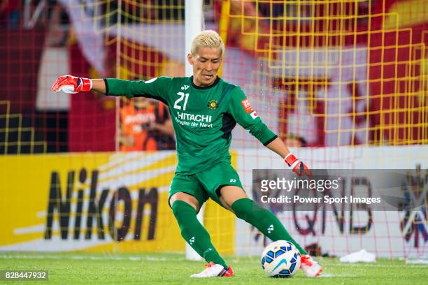Kashiwa Reysol goalkeeper Sugeno Takanori in action during the Guangzhou Evergrande vs Kashiwa Reysol match as part the AFC Champions League 2015...