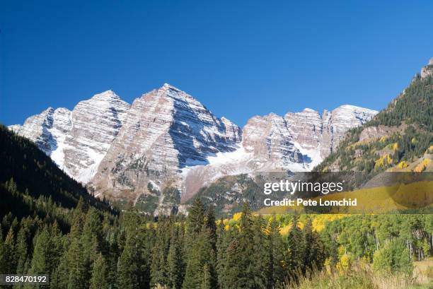 colorado autumn scene - maroon bells stock pictures, royalty-free photos & images