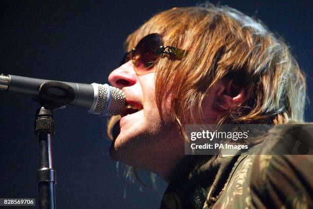 Cia Singer 79 Cia (Band) Stock Photos, High-Res Pictures, and Images - Getty Images