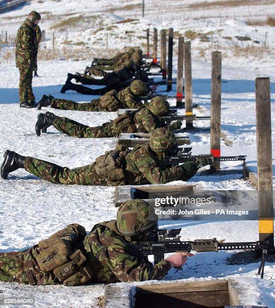 Infantry Trainee 411 Army Infantry Training School Stock Photos, High-Res Pictures, and ...