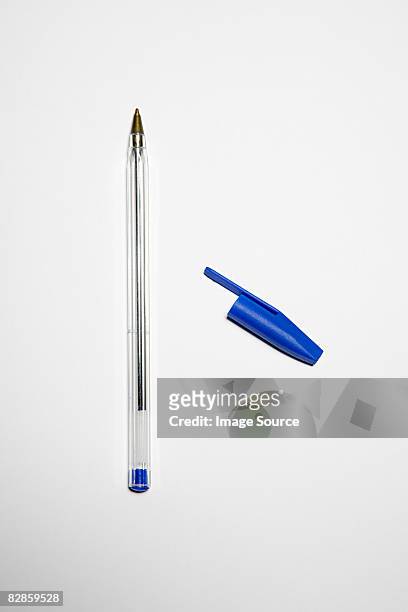 blue ballpoint pen - pen schrijfgerei stockfoto's en -beelden
