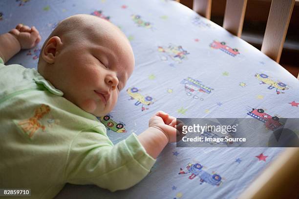 baby sleeping - crib 個照片及圖片檔