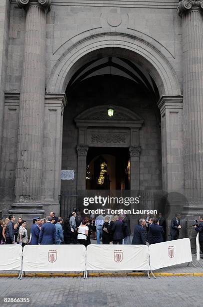 Relatives attend a memorial service for the victims of the crash of Spanair flight JK 5022 September 17, 2008 at the cathedral of St. Ana in Las...