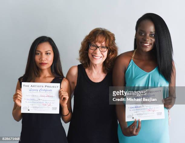 Sheila Sarasmita and Nimi Adokiye receives certificate from Mindy Sterling at The Artists Project on August 9, 2017 in Los Angeles, California.