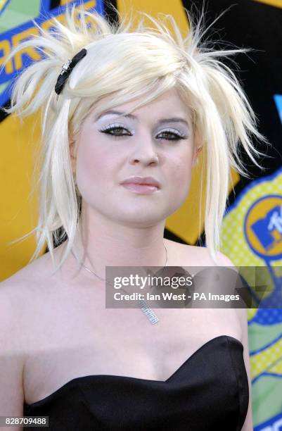 Kelly Osbourne arriving at The Shrine Auditorium, Los Angeles for the MTV Movie Awards. The MTV Movie Awards will be shown on MTV UK on Saturday 7th...