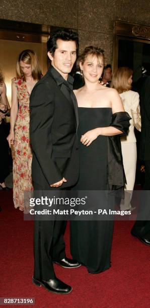 John Leguizamo and wife Justine Maurer arrive at the 2003 Tony Awards at Radio City Music Hall in New York City.