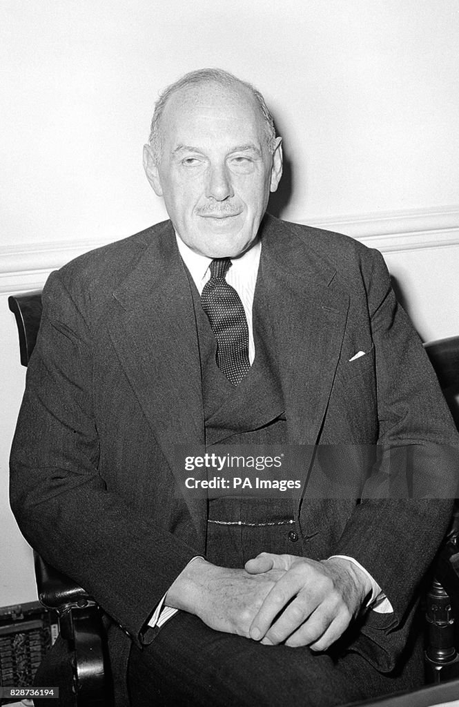 Oliver Lyttelton - Press conference - Westminster