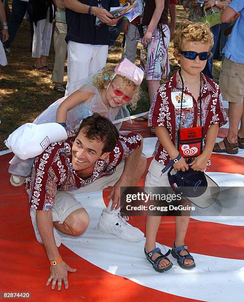 Luke Perry, daughter Sophie and son Jack at the 2004 Target A Time for Heroes Celebrity Carnival to benefit the Elizabeth Glaser Pediatric AIDS...