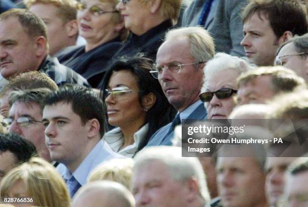 England coach Sven Goran Eriksson and Nancy Dell'Ollio watch the Newcastle v Manchester United FA Premiership match at Newcastle's St James' Park...