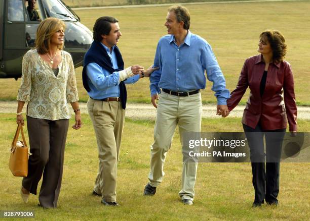 British Prime Minister, Tony Blair, with his Spanish counterpart, Jose Maria Aznar, and their wives Cherie and Anna Botella at Chequers,...