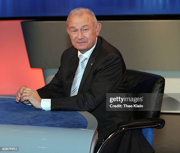 Bavaria's state governor Guenther Beckstein of the Christian Social Union smiles during a television debate on September 18, 2008 in Unterfoehring...