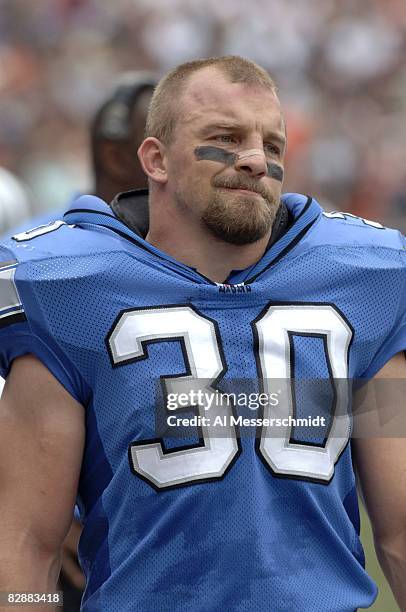Detroit Lions fullback Corey Schlesinger watches play against the Chicago Bears September 17, 2006 in Chicago. The Bears won 34 - 7.
