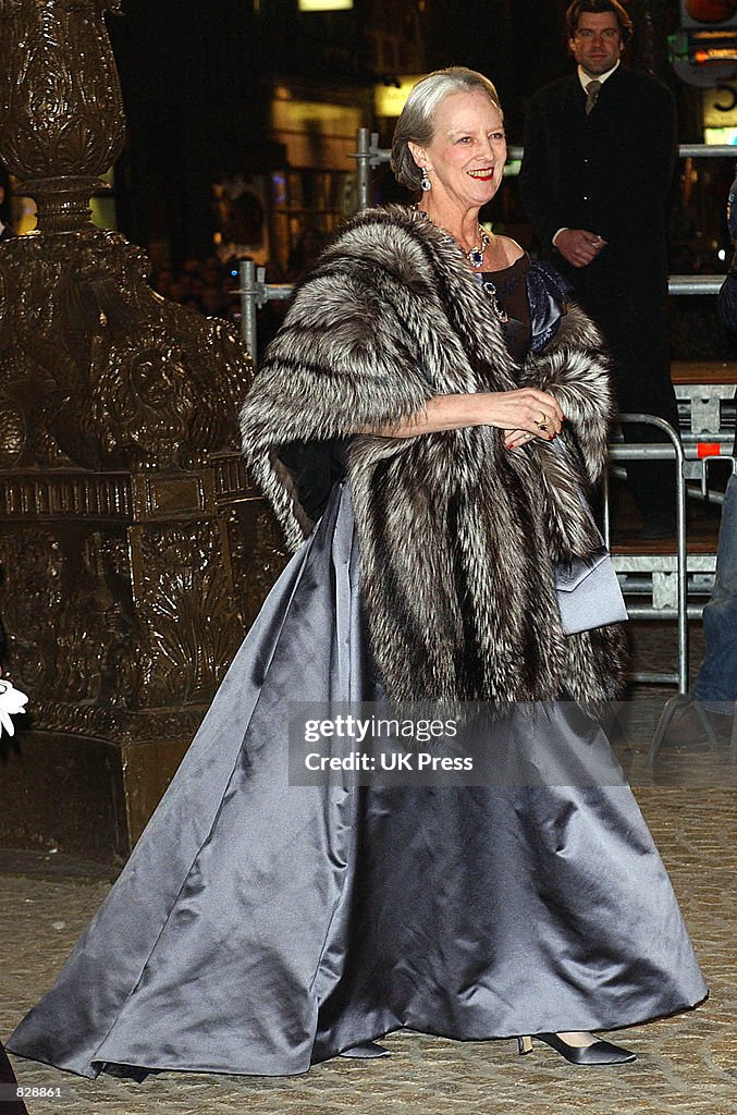 Arrivals for Dinner and Party at Royal Palace in Amsterdam