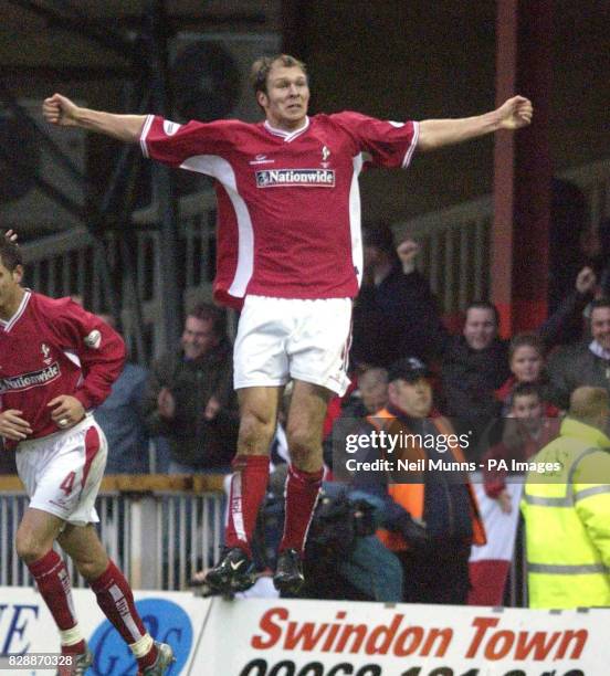 Sam Rees Swindon 69 Queens Park Swindon Stock Photos, High-Res Pictures, and Images ...