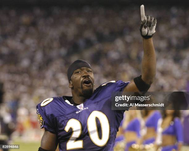 Baltimore Ravens safety Ed Reed pumps the crowd with a number one sign during pre-game introductions October. 4, 2004 on Monday Night Football at...