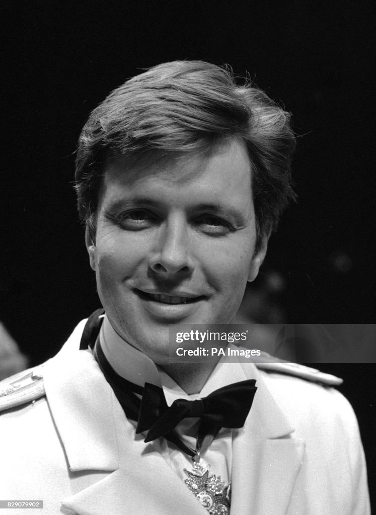 Ian Ogilvy