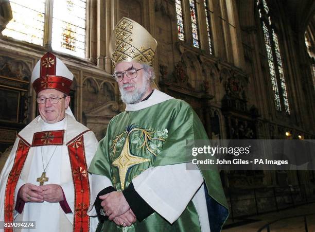 David R Hope 70 Archbishop Of York David Hope Stock Photos, High-Res Pictures, and ...