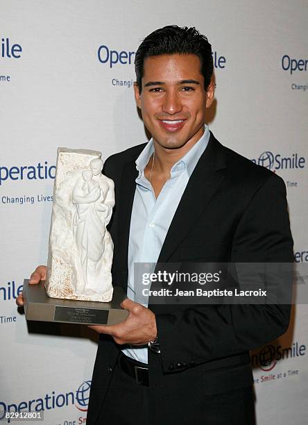 Mario Lopez arrives at Operation Smile's 7th Annual Smile Gala at the Beverly Hilton Hotel on September 18, 2008 in Beverly Hills.