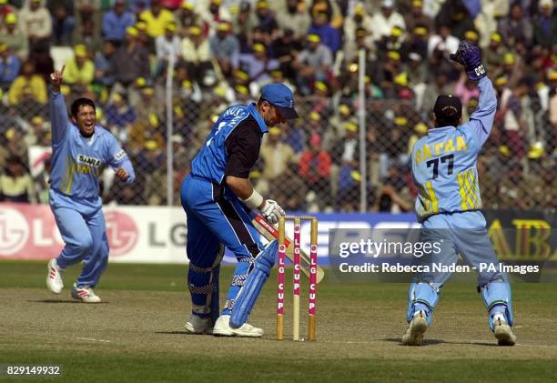 114 Bharat Ratra Stock Photos, High-Res Pictures, and Images - Getty Images