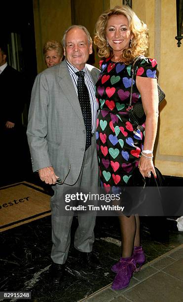 Tony Hatcher 223 Tony Hatch Photos & High Res Pictures - Getty Images