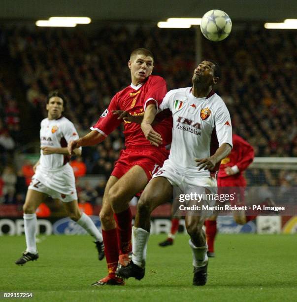 Liverpool's Steven Gerrard battles with AS Roma's Aldair, during the UEFA Champion's League Group B match at Anfield. THIS PICTURE CAN ONLY BE USED...