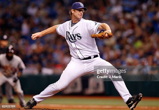 Relief pitcher Jeff Niemann of the Tampa Bay Rays pitches against the Minnesota Twins during the game on September 19, 2008 at Tropicana Field in St....