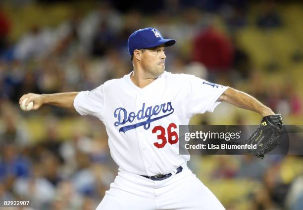 Greg Maddux of the Los Angeles Dodgers pitches against the San Francisco Giants at Dodger Stadium on September 19, 2008 in Los Angeles, California.