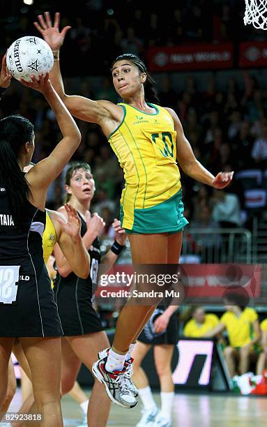 Mo'onia Gerrard of the Diamonds defends Maria Tutaia of the Silver Ferns during game two of the New World Series match between the New Zealand Silver...