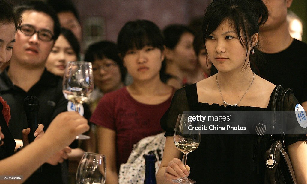 Matchmaking Party Between Medical And IT Staffs Held In Shanghai