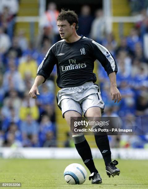 Wayne Bridge - Chelsea, during The FA Barclays Premiership game at St Andrews, Birmingham. THIS PICTURE CAN ONLY BE USED WITHIN THE CONTEXT OF AN...