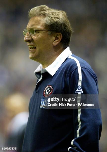 Sheffield United Manager Neil Warnock during game against Leicester City , during the Coca Cola Championship game at Walkers Stadium, Leicester. THIS...